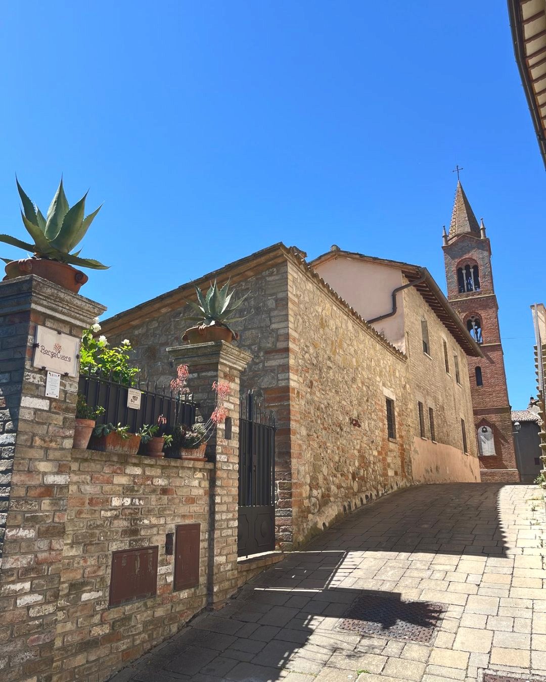 Corte del borgo di BorgoCuore
