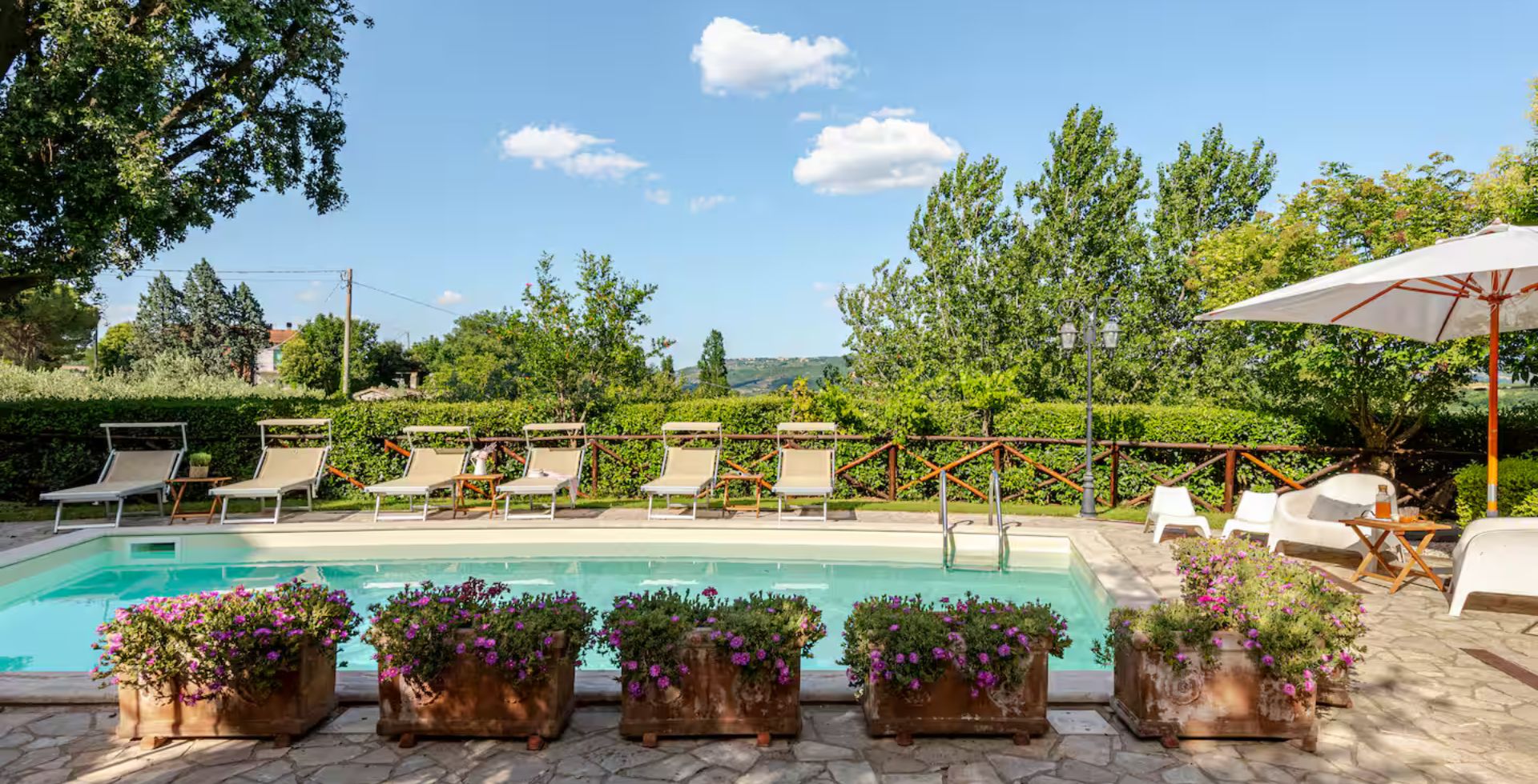 BorgoCuore immerso nelle colline umbre